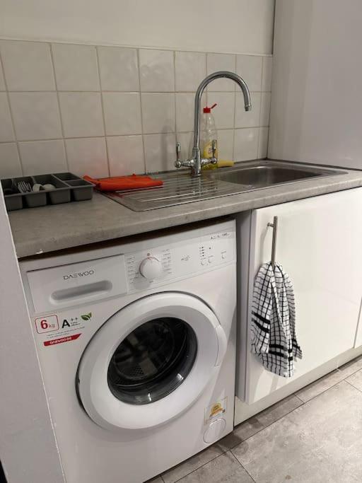 Lovely Modern One Bedroom Flat Close To Station * Belvedere