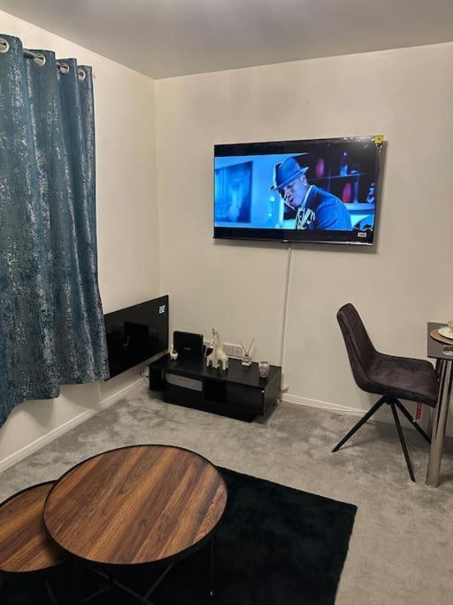 Lovely Modern One Bedroom Flat Close To Station * Belvedere